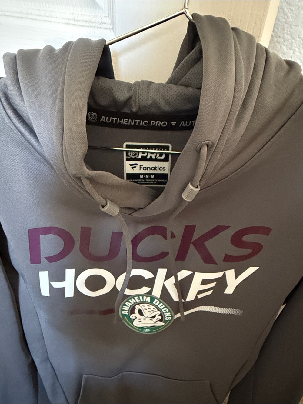 PLAYER WORN Fanatics Gray Anaheim Ducks 'Ducks Hockey' Crewneck Hoodie